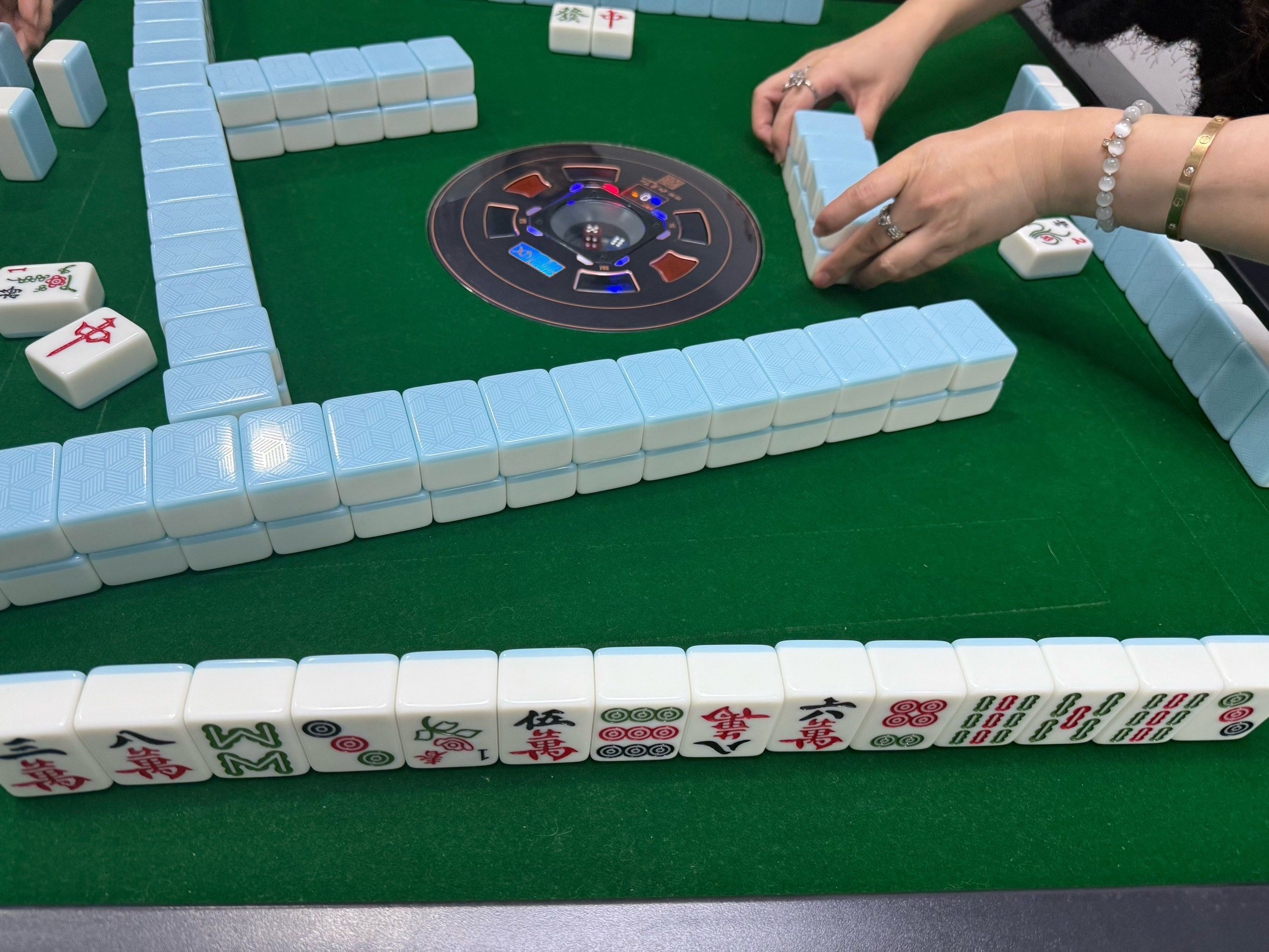 分享实测攻略“手机麻将挂100元一个”了解开挂过程-第2张图片