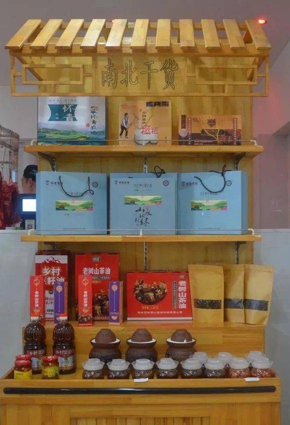 分享干货“龙城秘境手游辅助	”附开挂脚本详细步-第2张图片