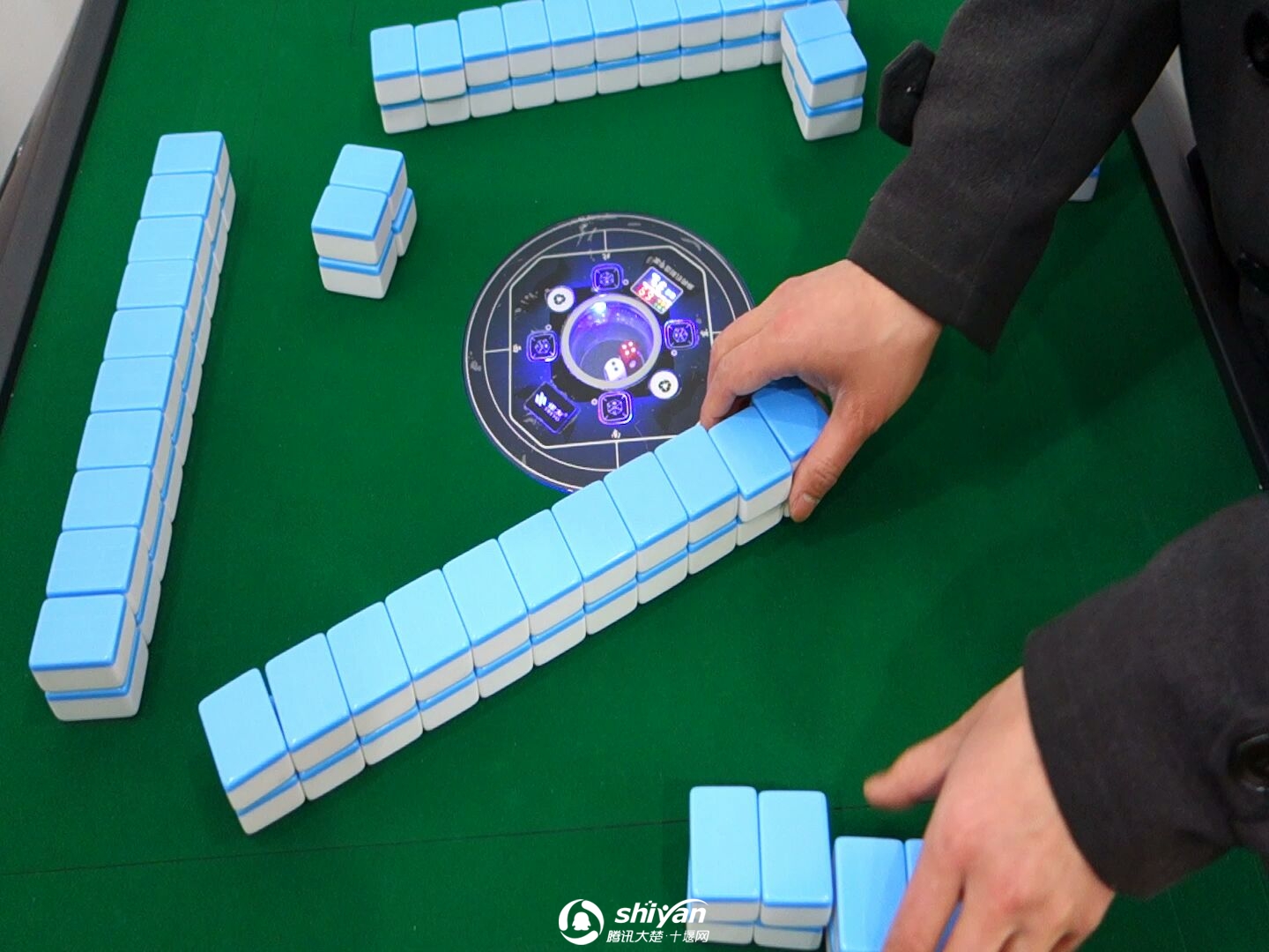 必备科技“微乐麻将开挂神器”(原来真的有挂)-第3张图片