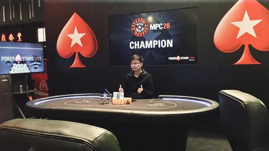 我来教教大家“红龙poker透视辅助教程”太坑人了,真的有挂-第1张图片